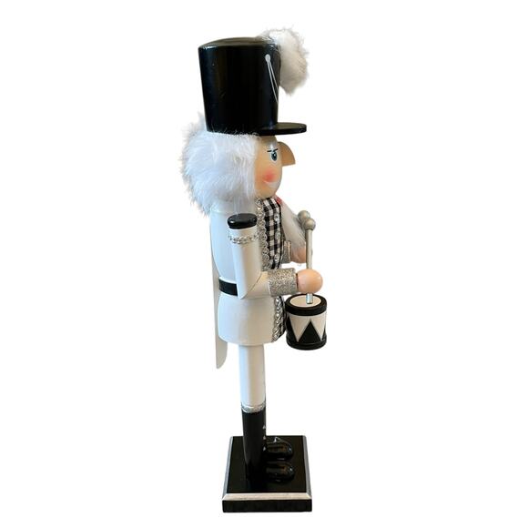 (2) Christmas Nutcracker Drummer Soldiers 14in Wood Black & White Checkered New - Picture 10 of 15
